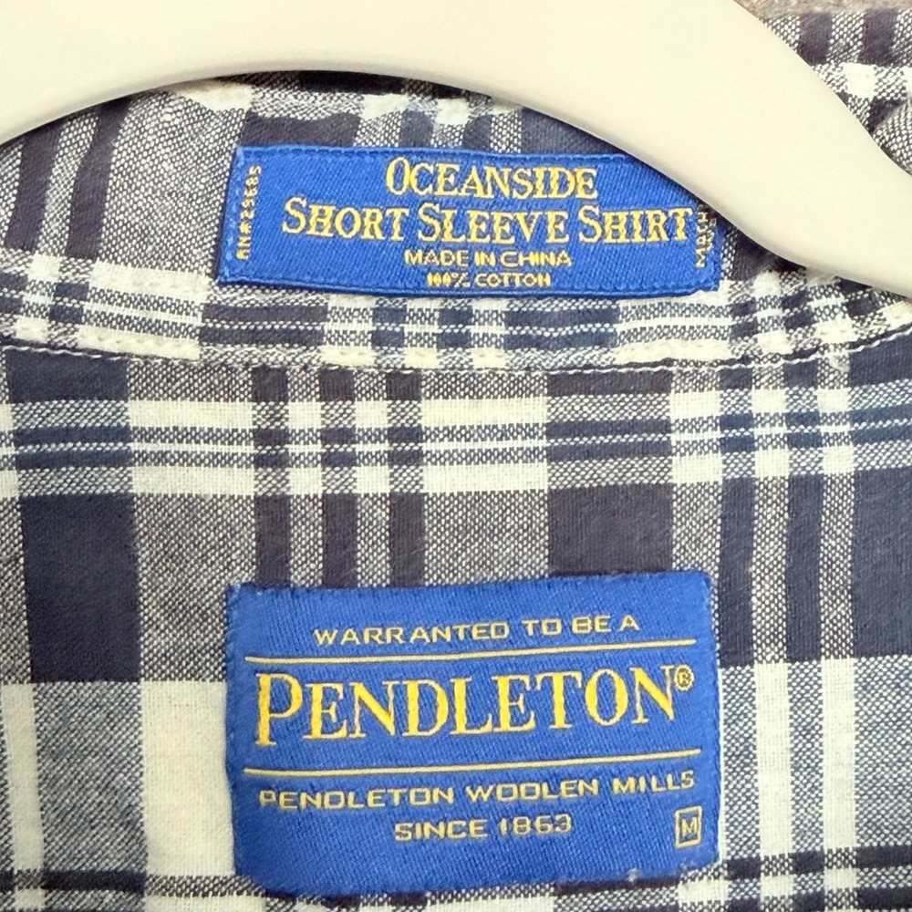 Pendleton Oceanside Mens Medium Short Sleeve Plaid Button Down Shirt Navy Yellow - Picture 2 of 5